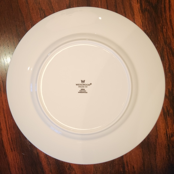 EUC Wedgewood Set of 4 Dinner plates India pattern - Picture 2 of 2